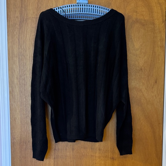 Cyrus Sweaters - Cyrus Elegant Black Crew Neck Sweater